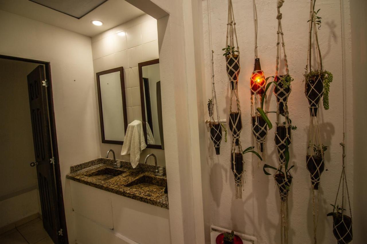 Hostal Real Hostel Саленто Экстерьер фото
