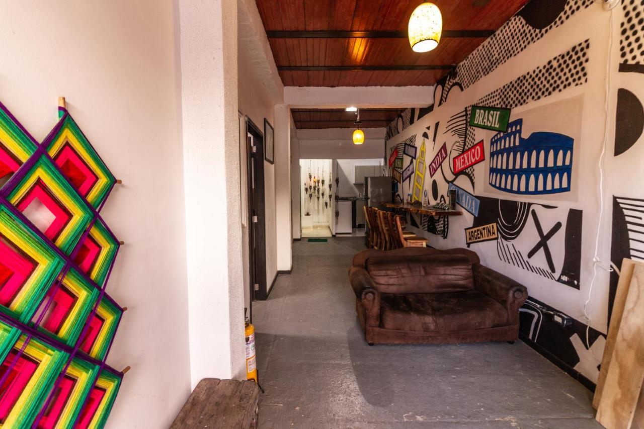 Hostal Real Hostel Саленто Экстерьер фото